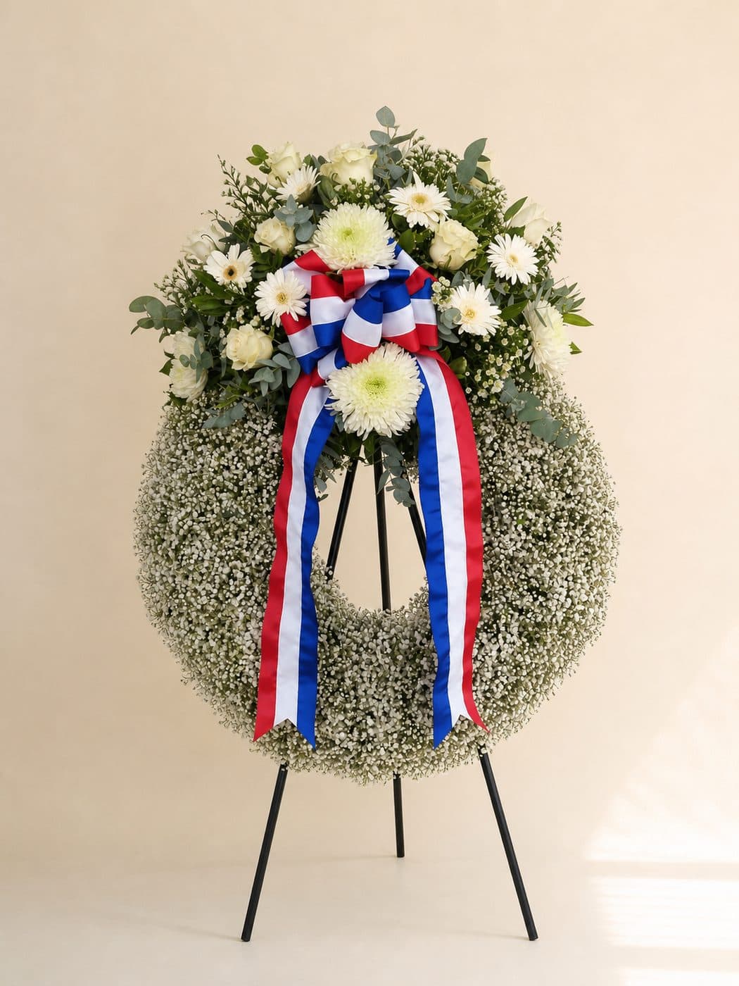 Corona fúnebre de Celiflor entregada en funeraria